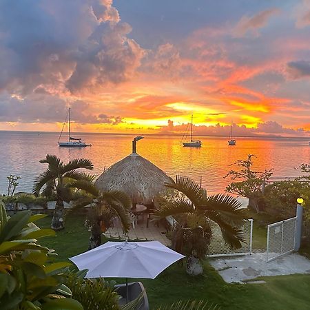 Meri Lodge Huahine « Room Of Marta » Fare Exterior photo